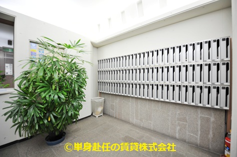 新大阪食事付き賃貸、新大阪食事付きマンション、ミールズ新大阪、単身赴任の賃貸株式会社、担当田野上、集合ポスト